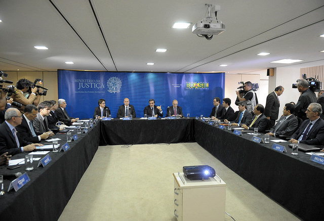 18426853499 58979f69fa z