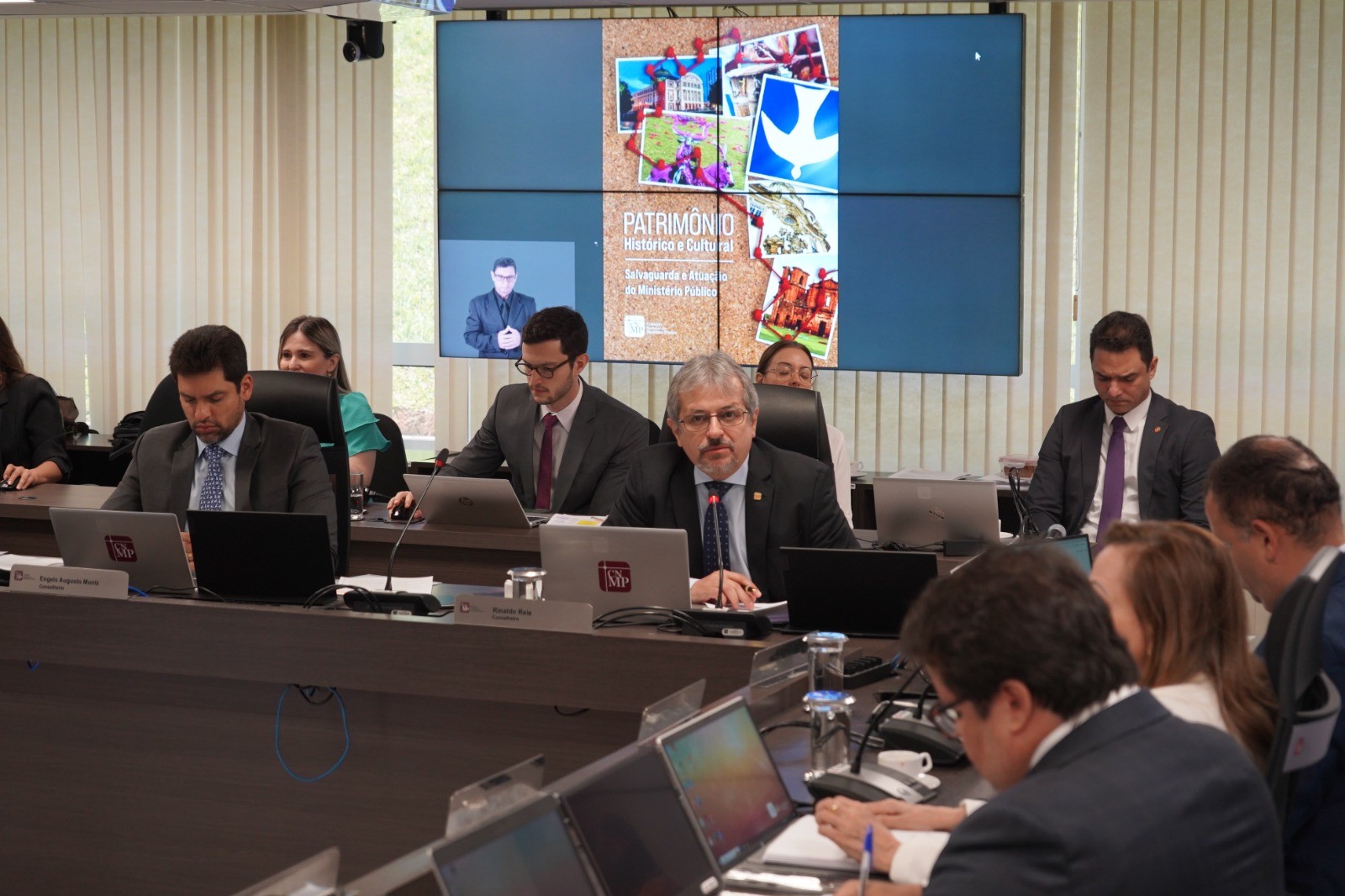 Comissão do Meio Ambiente do CNMP lança publicação com artigos sobre a defesa do patrimônio histórico e cultural