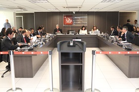 Sess&atilde;o Plen&aacute;ria