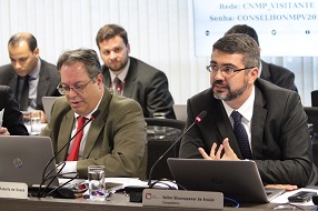 Valter Shuenquener sessao