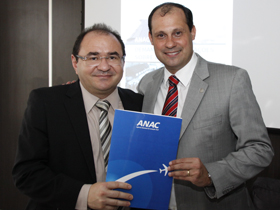 Corregedor recebe da Anac cartilha com demandas e orienta&ccedil;&otilde;es sobre avia&ccedil;&atilde;o civil