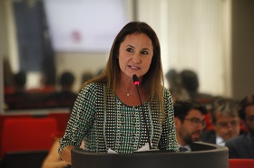 flavia piovesan 10 10