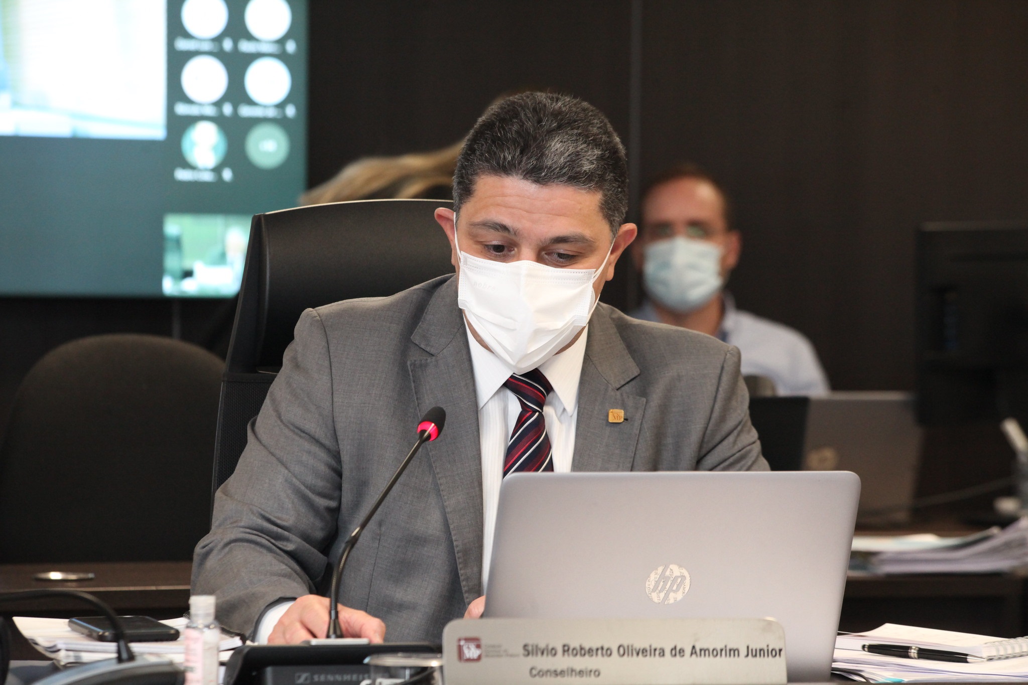 Alteração no regimento interno determina que sustentação oral no Plenário do CNMP é privativa a advogados e membros do Ministério Público 