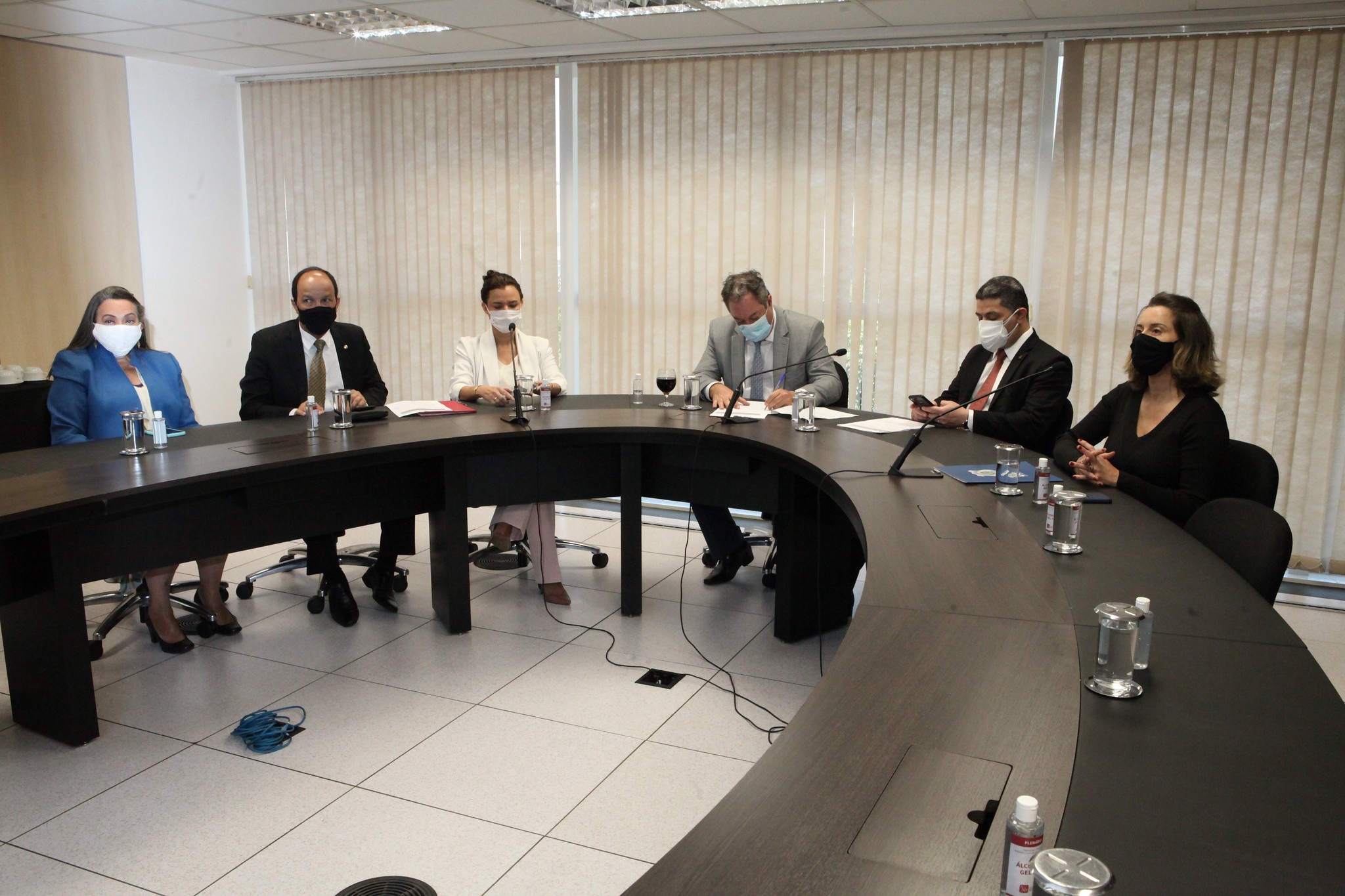 Começa encontro virtual que debate o uso de instrumentos de menor potencial ofensivo (IMPOs) 