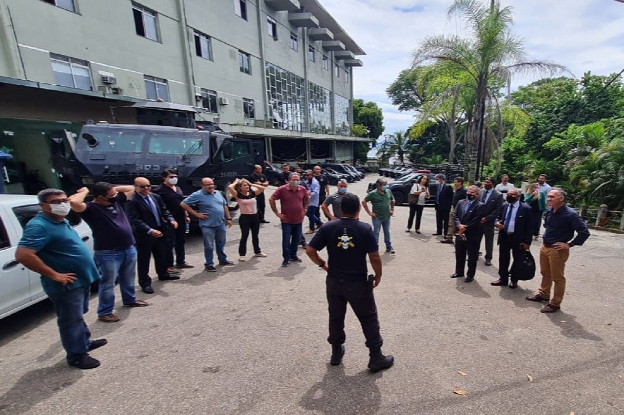 Integrantes do CNMP fazem visita institucional ao Batalhão de Operações Policiais Especiais da PM/RJ 