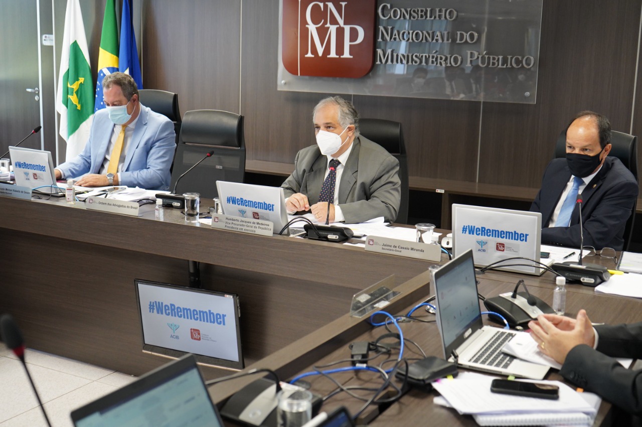 Vice-procurador-geral Humberto Jacques