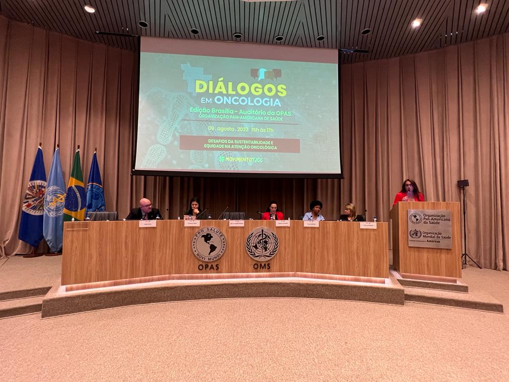 Em evento, membro auxiliar do CNMP aborda a incorporação de tecnologia na área da saúde e sua interface com a judicialização 