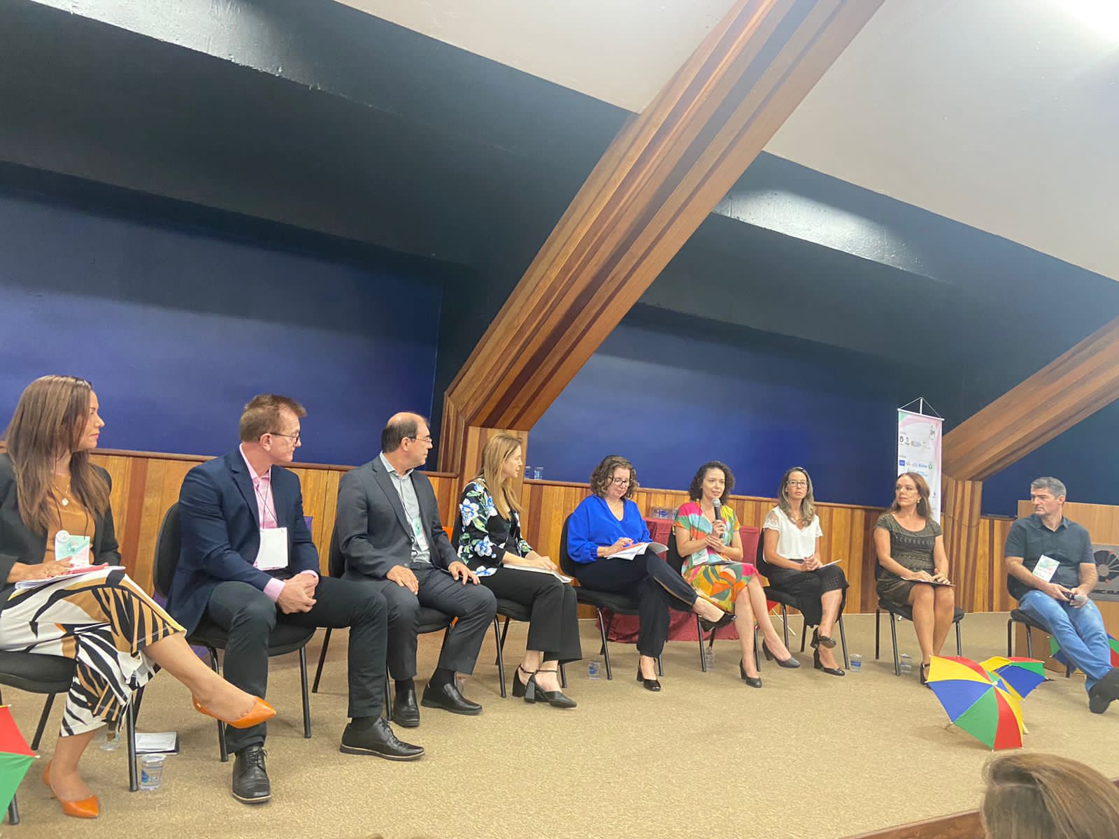 Em simpósio, membra auxiliar da Comissão da Infância, Juventude e Educação do CNMP reforça a necessidade de o MP priorizar o acolhimento familiar 