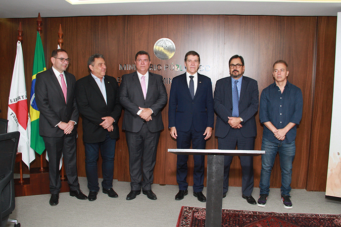 Clubes de futebol de Belo Horizonte aderem ao Pacto Nacional pela Consciência Vacinal  