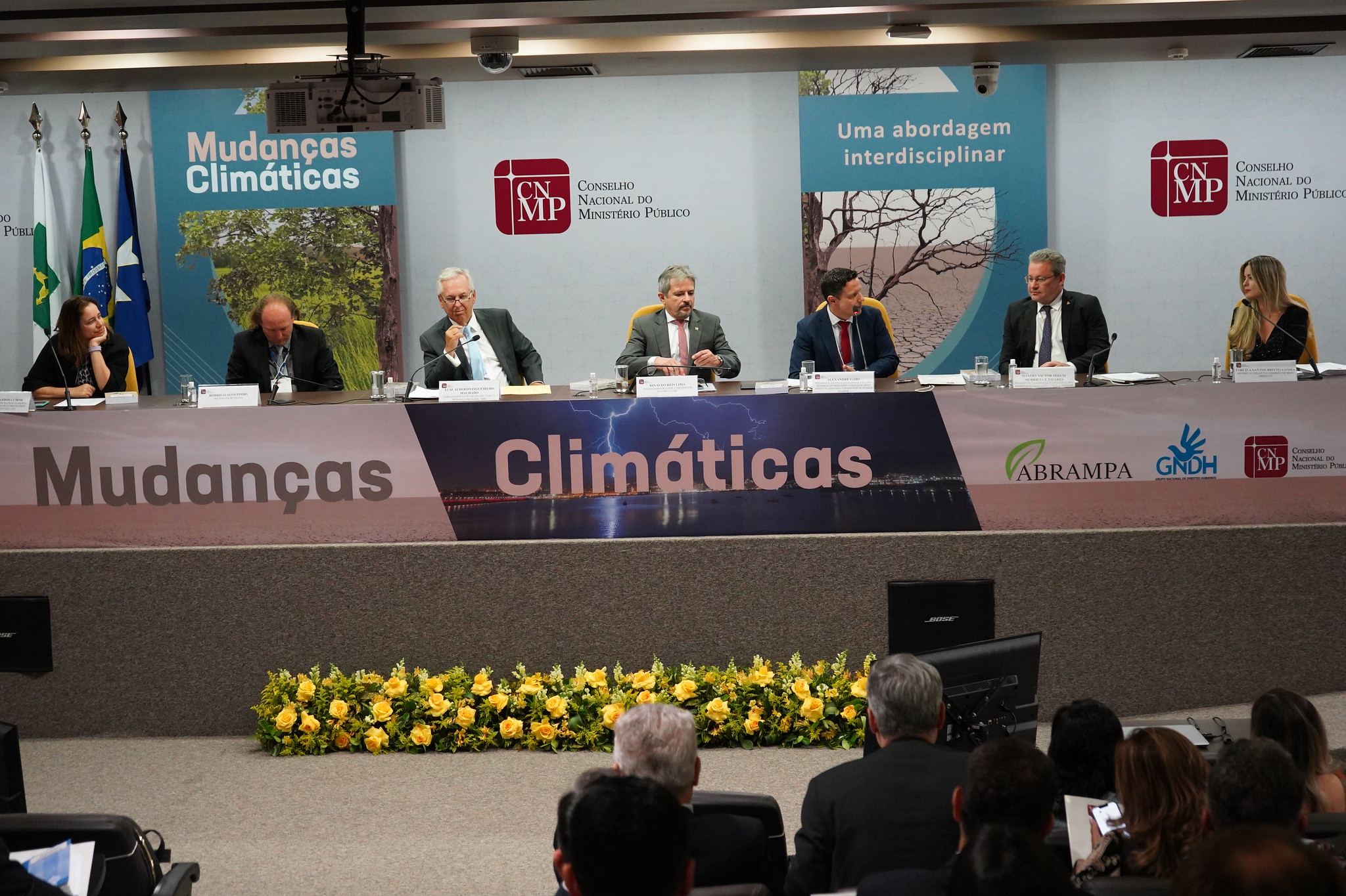 “Formas preventivas, negociais e consensuais trazem mais resolutividade e celeridade nas questões ambientais”, diz conselheiro do CNMP em seminário sobre mudanças climáticas 