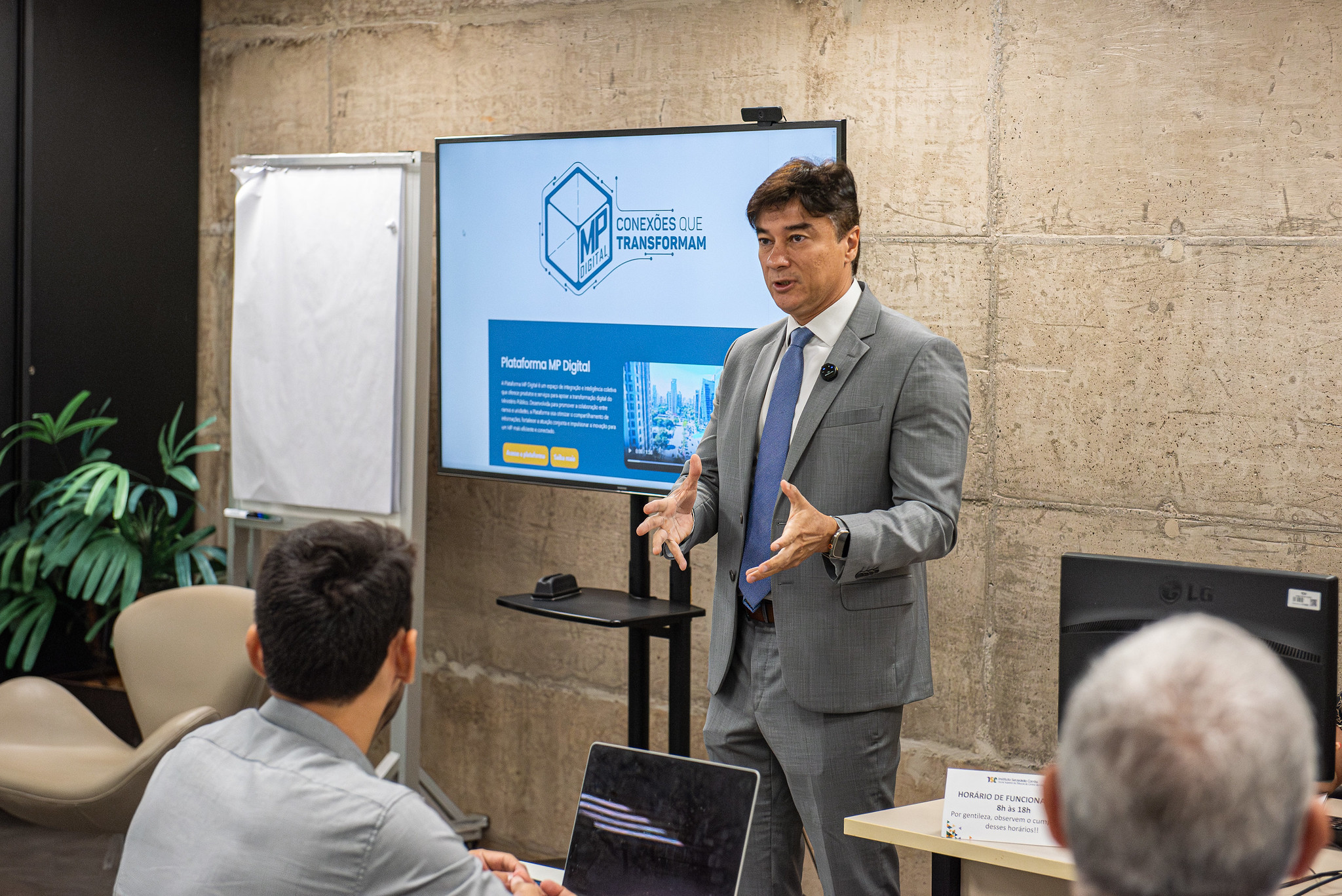 Inovação em pauta: capacitação aborda novas práticas em contratações de TI no Ministério Público  