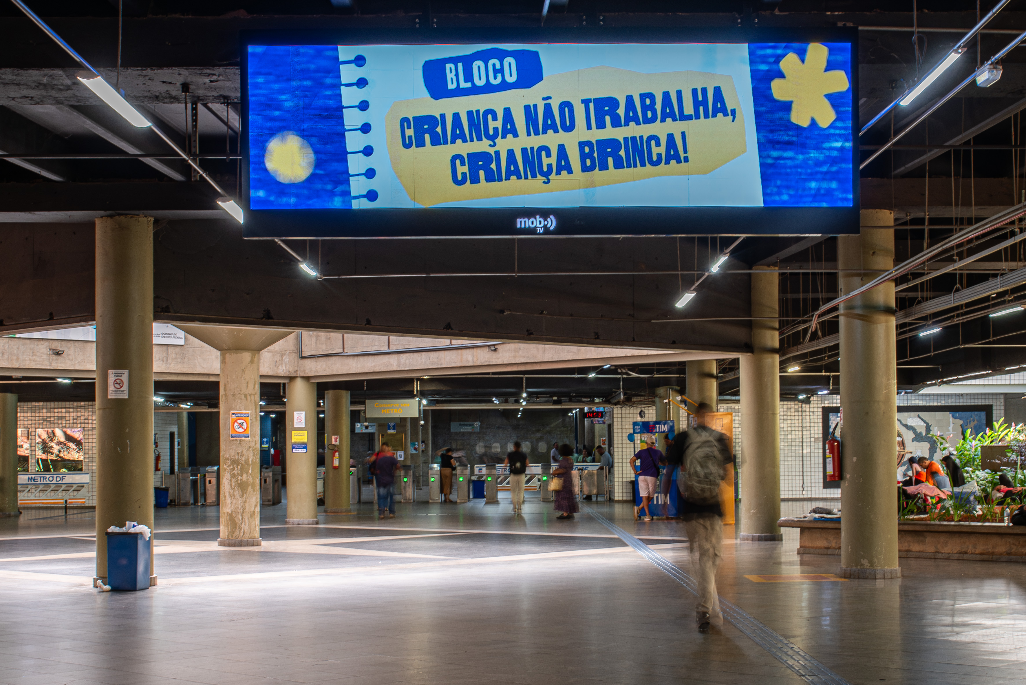 Campanha do CNMP para o Carnaval é exibida em estações de metrô e pontos de grande circulação do DF