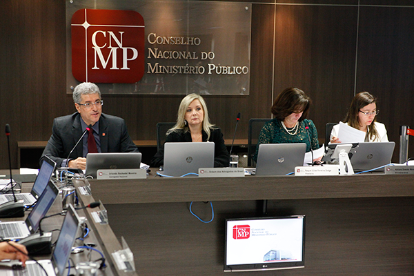 Corregedor Nacional Orlando Rochadel