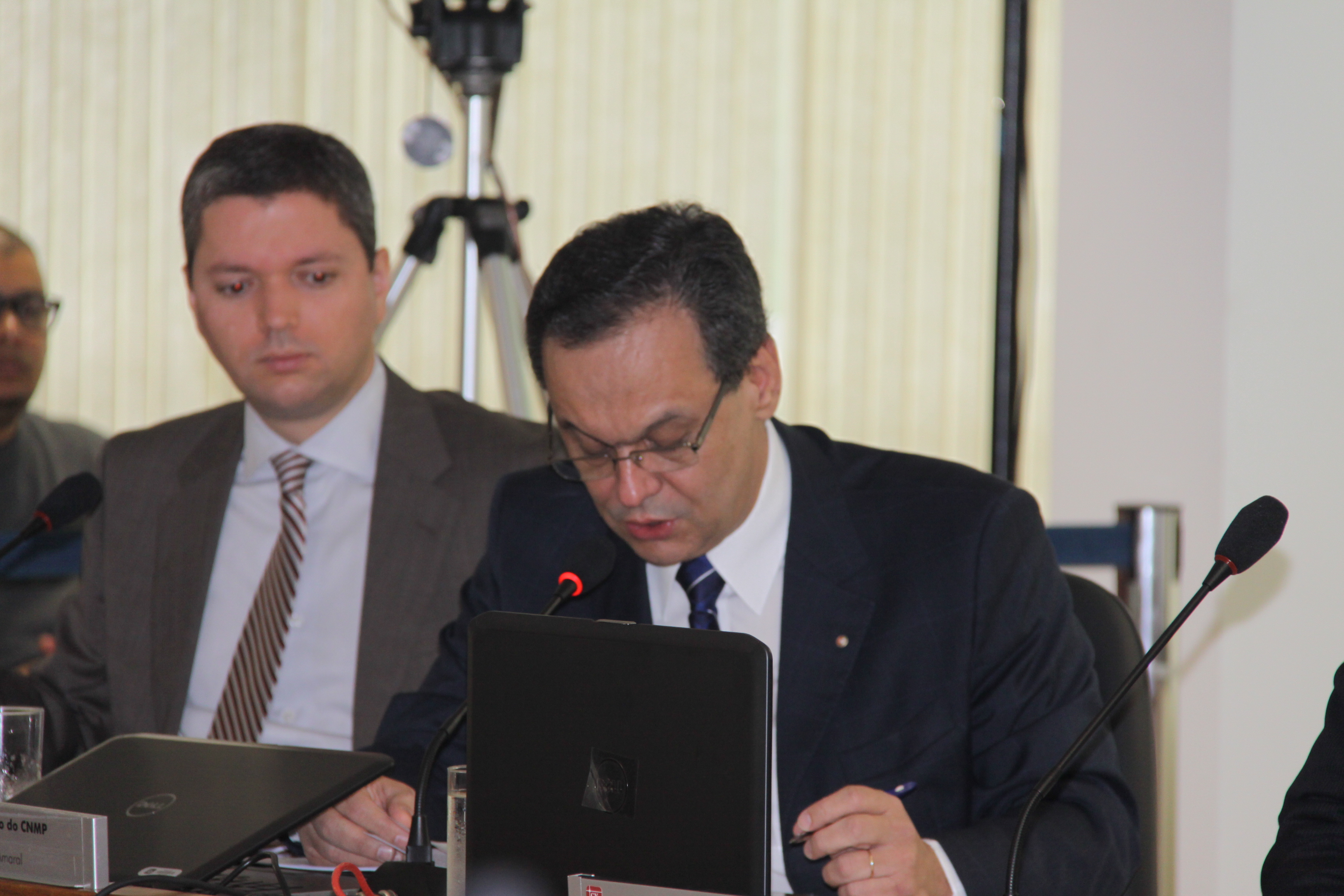 5a_sessao_ordinaria_15_maio_010