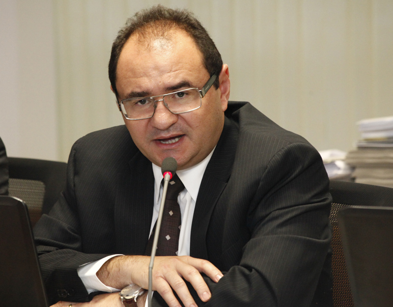 conselheiro cláudio portela