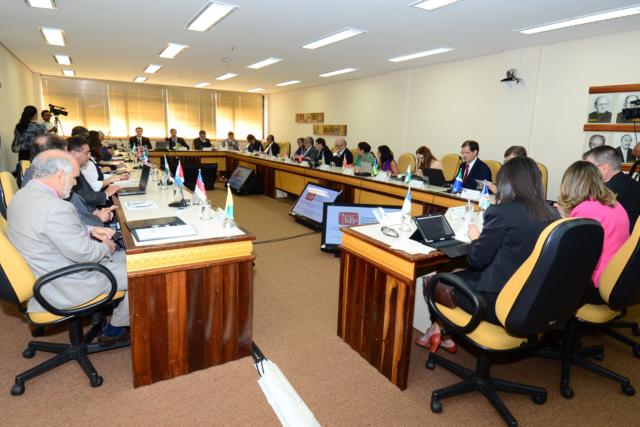 reuniao_corregedores_gerais_8_3_13_640x427