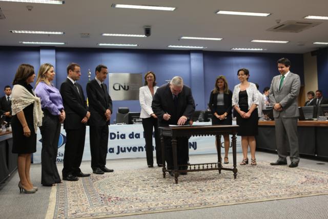 Solenidade_Estratgias_Infncia_049_640x427